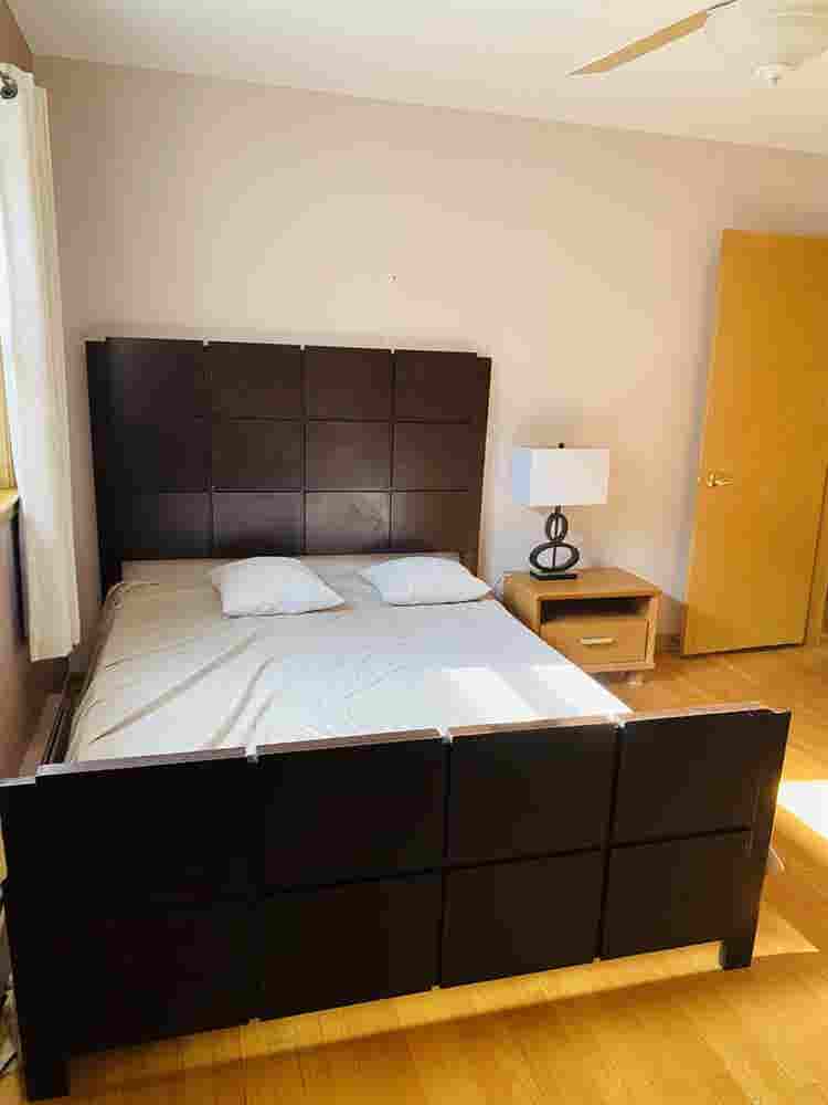 Full furnished bright room for rent