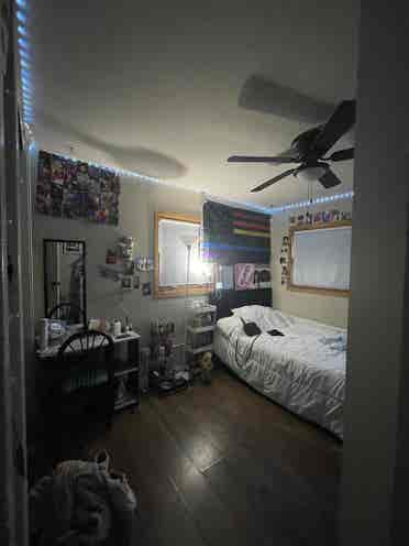 Looking for sublease for June !
