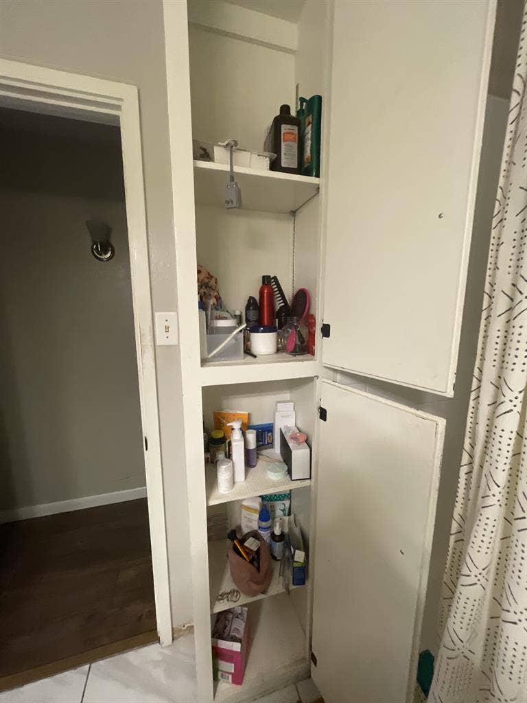 Looking for sublease for June !
