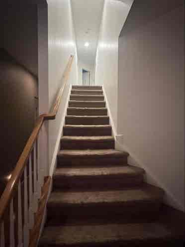 2 Rooms for Rent Full bath