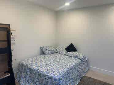 Looking for female Telugu roomie