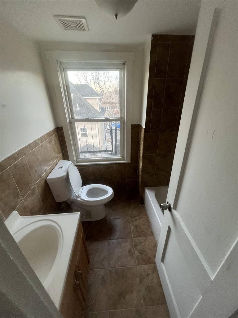 Private room for rent