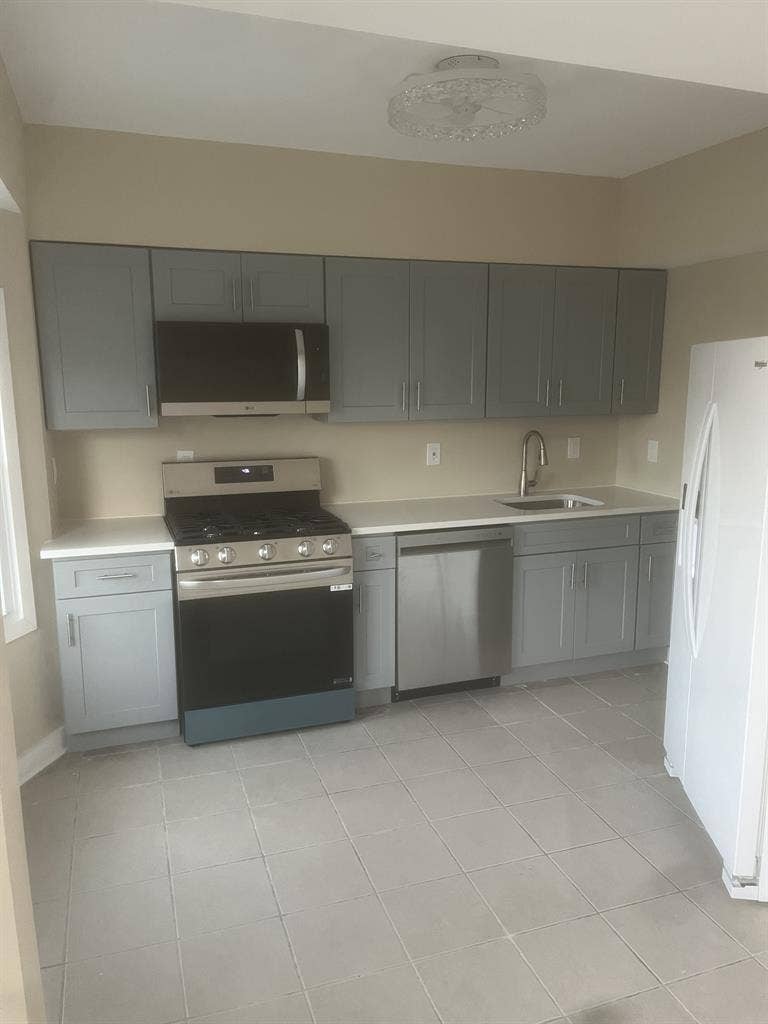 Private room for rent