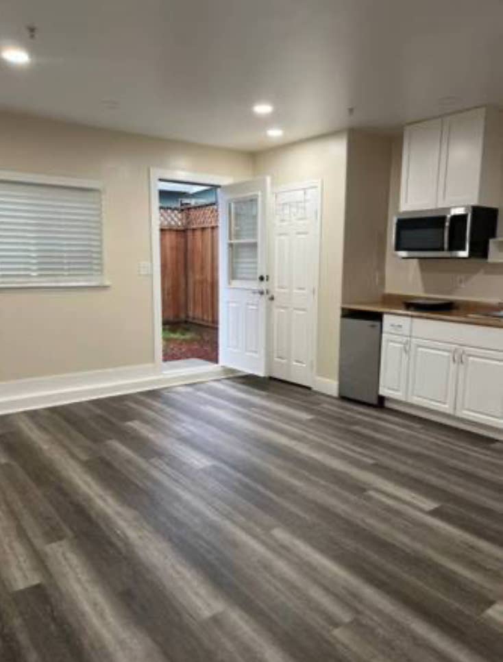 Private Studio-Utilities Included