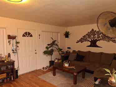 bt Townhouse Room for Rent