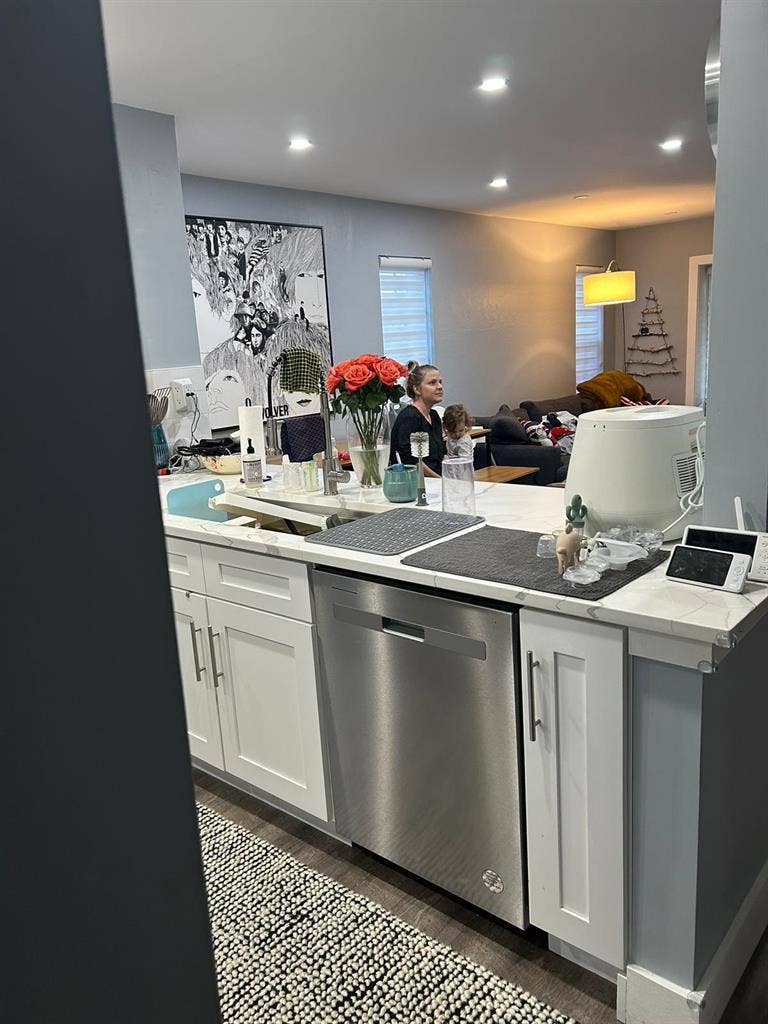 One bedroom apartment ,