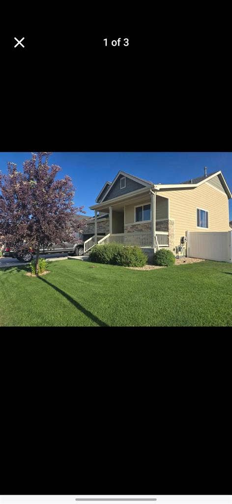 off first month with 1 yr lease