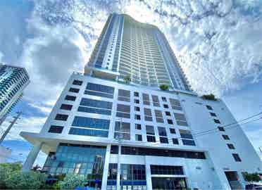 Private room/den dowtown Miami