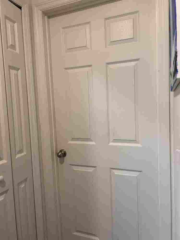 Private room and bathroom