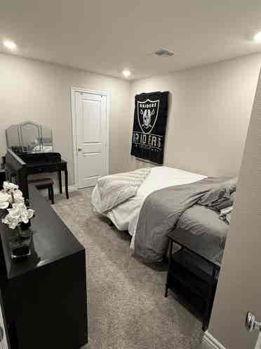Room for Rent Spring Valley Area