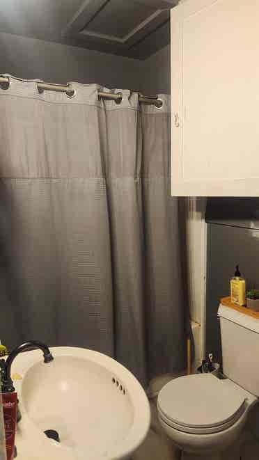 Large Room for Rent!