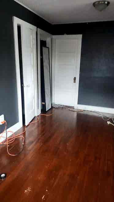 Large Room for Rent!