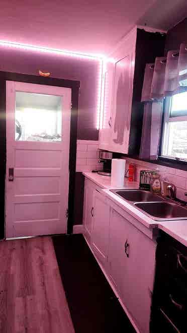 Large Room for Rent!