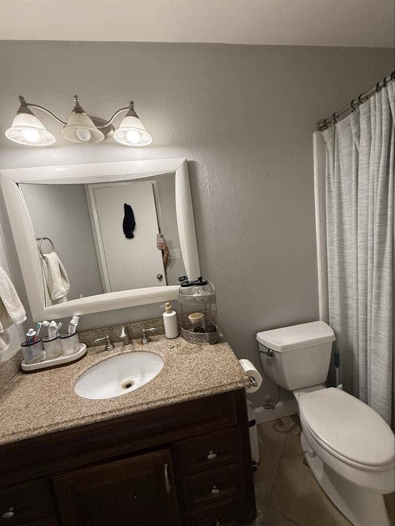 Need a roomate