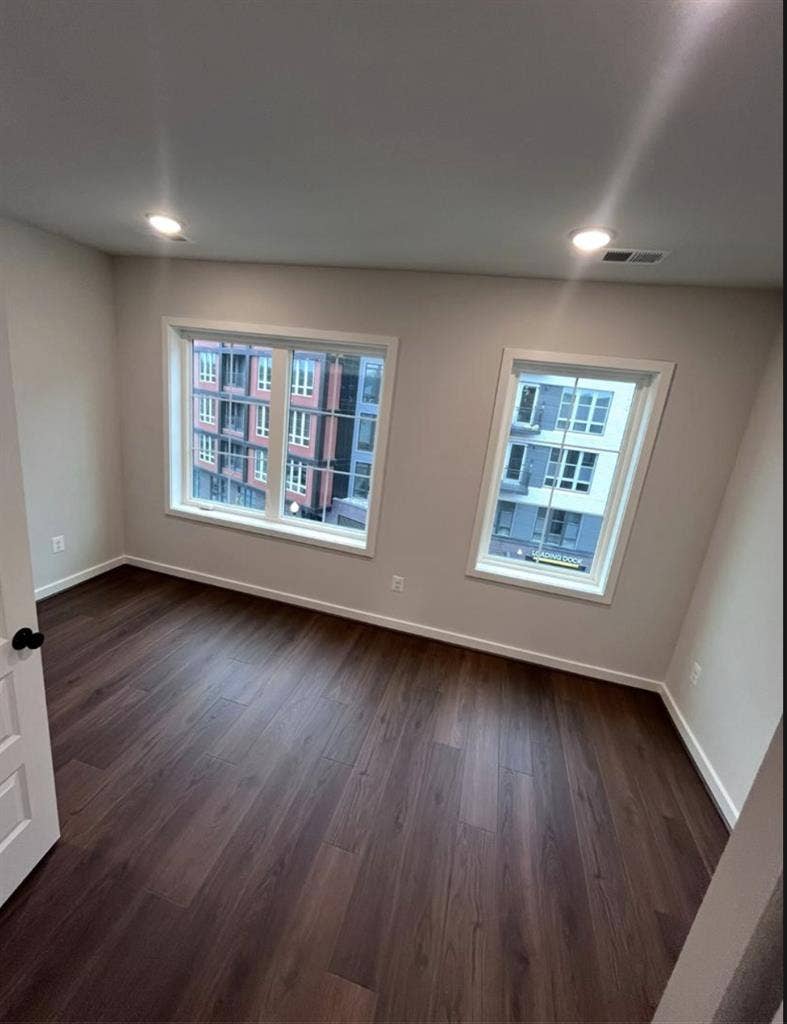 Top Floor Room w/ Bath & Terrace