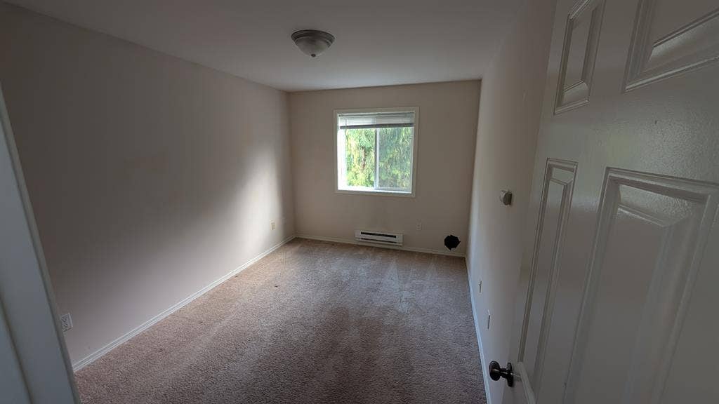 Private Room + Bath – $/mo