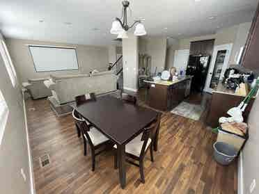 Large bedroom in Saratoga Springs