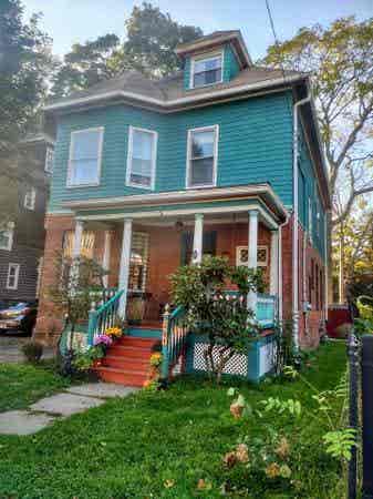 Victorian bright Home to Share
