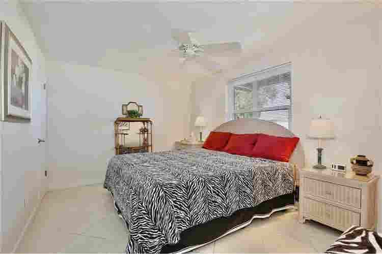 Master Bedroom Private Bathroom