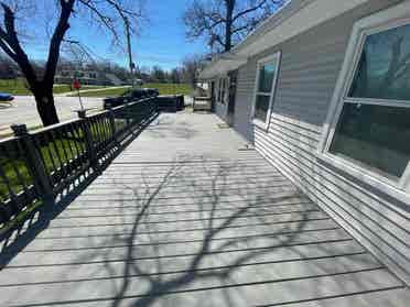Available Room For Rent