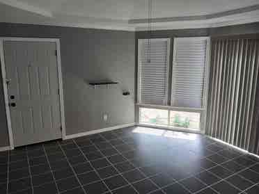 Available Room For Rent