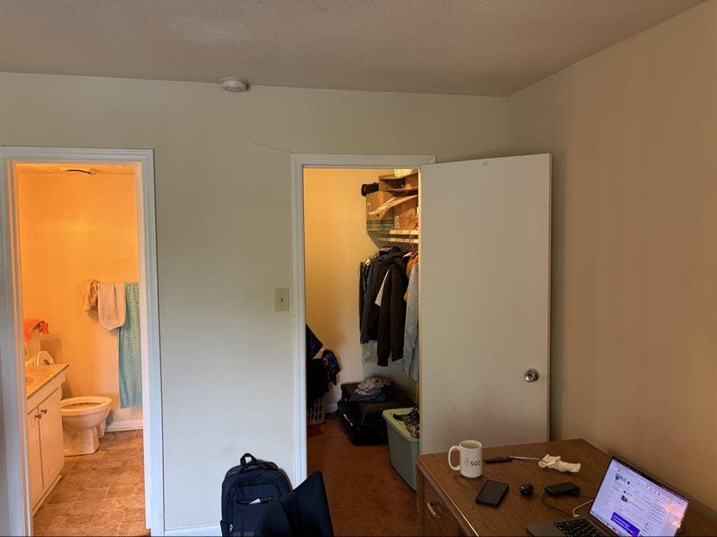 Great Location, Cheap Rent