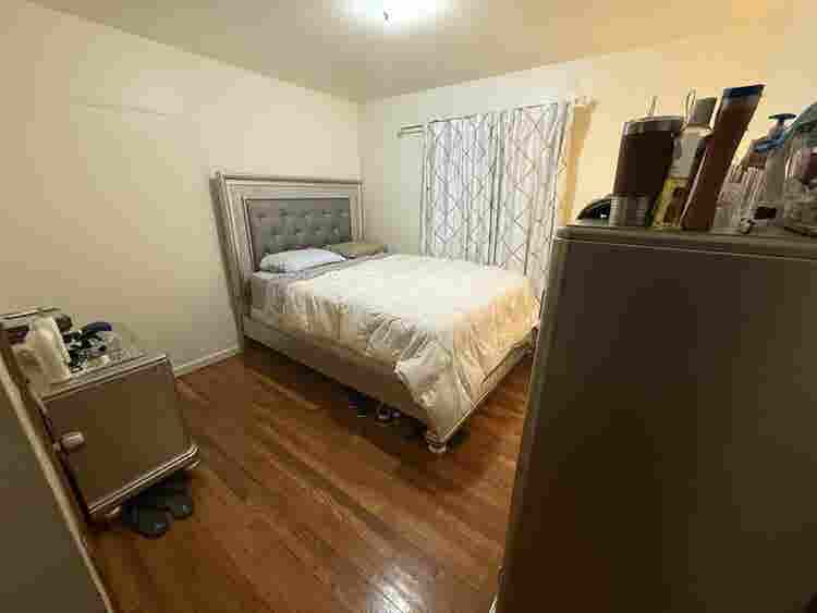 Room for rent in private house