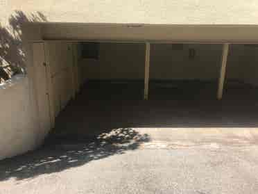 Brentwood Room For rent