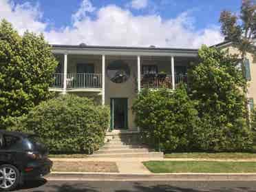 Brentwood Room For rent