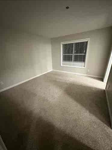 Primary bedroomm