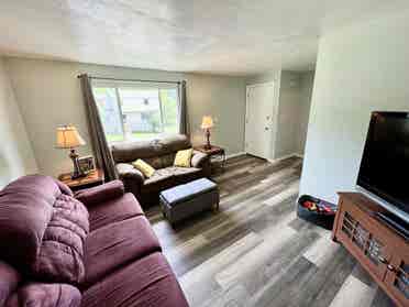 Room in Plum ALL UTILITIES INCLUDED