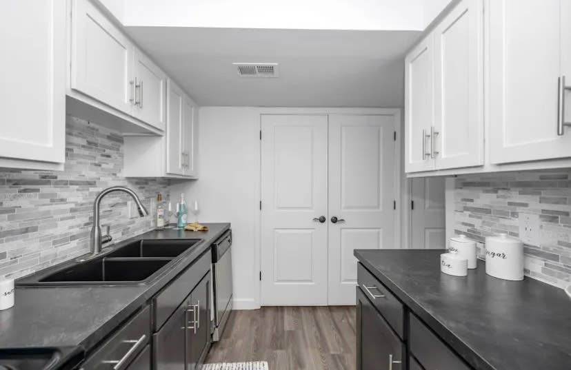 Looking for a roommate