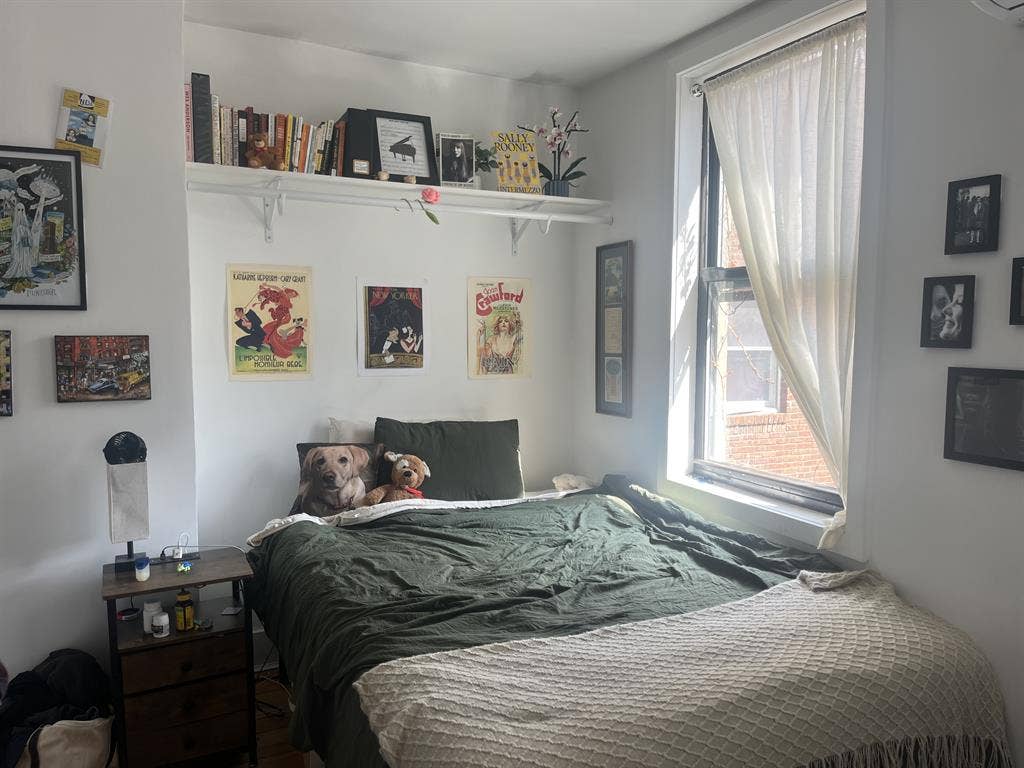 Williamsburg, Union Ave - by !!