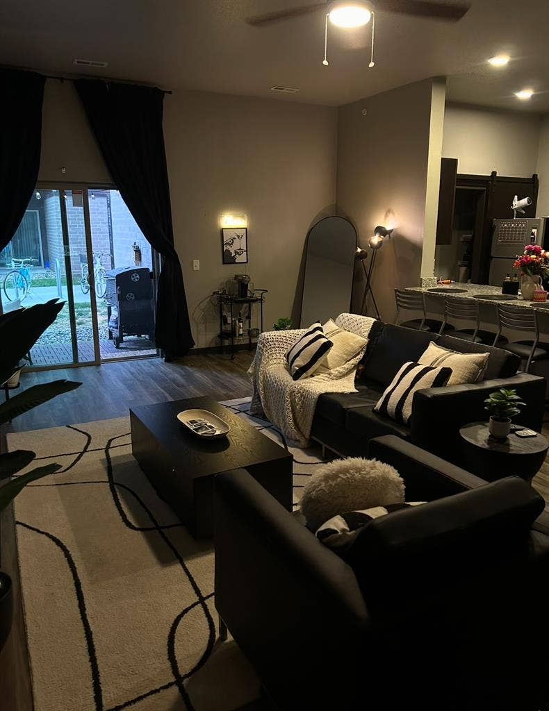 Subleasing a 3-Bedroom Apartment