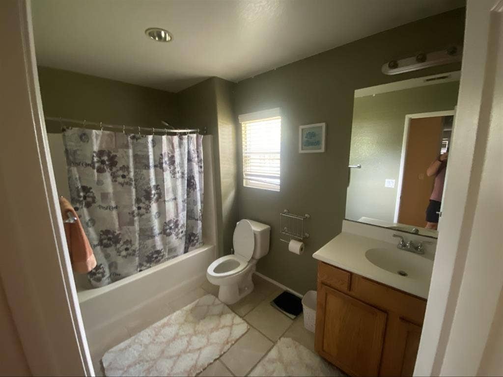 Private room in beautiful home