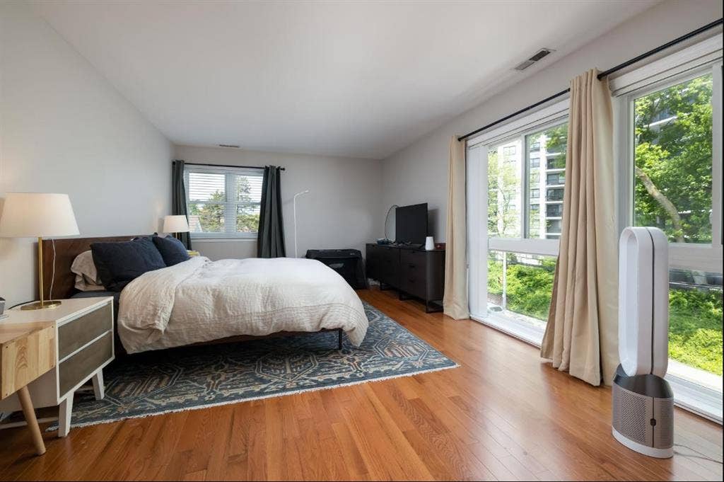 Large Bedroom Available|2 Story Apt