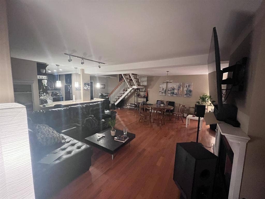 Large Bedroom Available|2 Story Apt