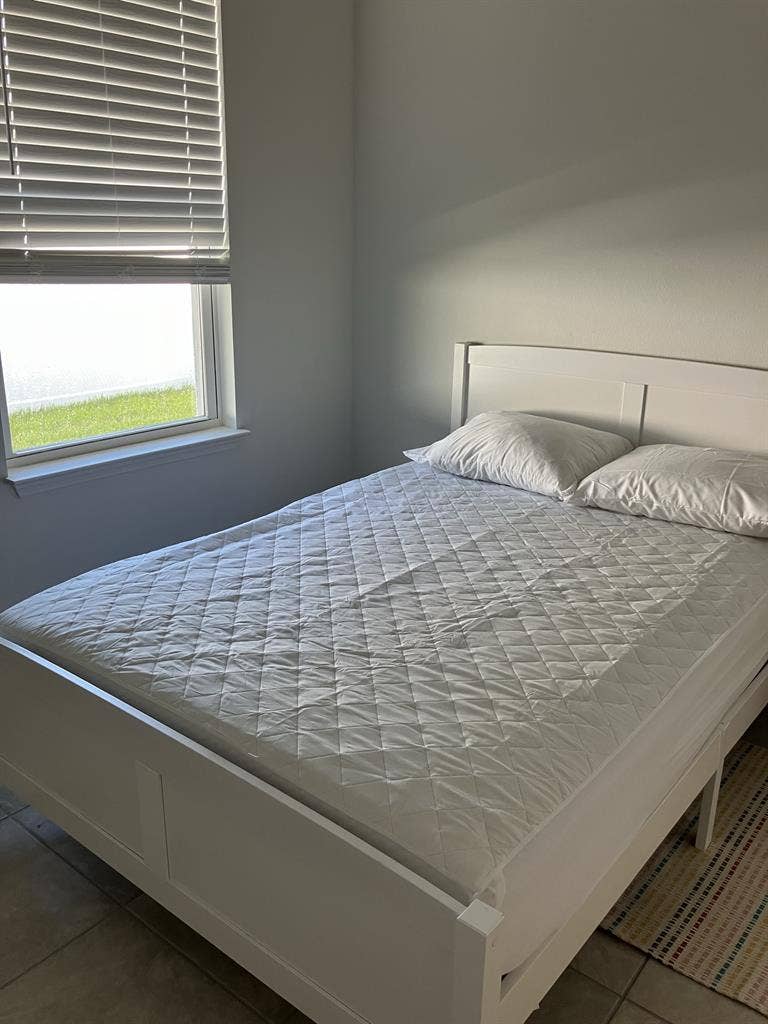 Room For Rent, newly furnished