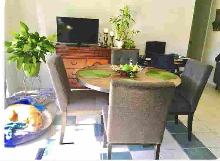 Furnished Room w/ bathroom