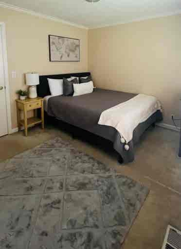 Charming furnished room for rent