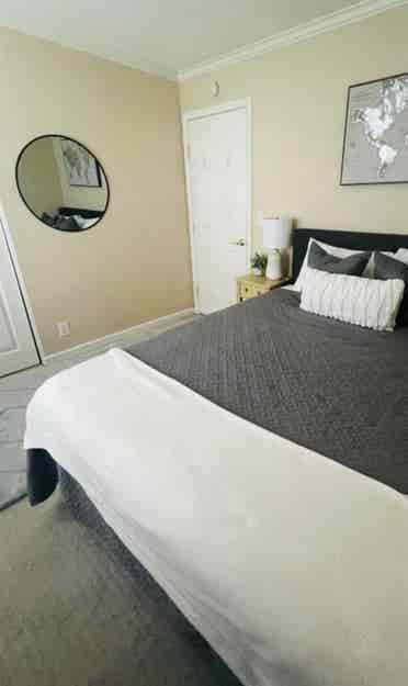 Charming furnished room for rent