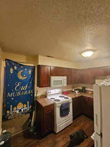 Room for rent with washer and dryer