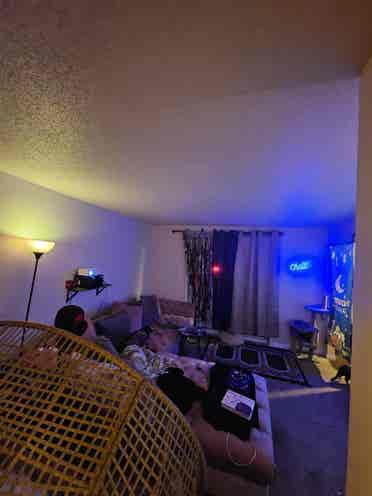 Room for rent with washer and dryer