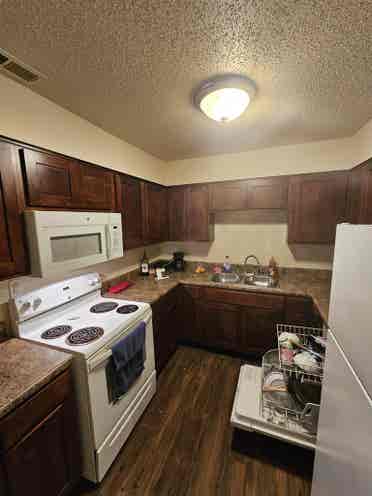 Room for rent with washer and dryer