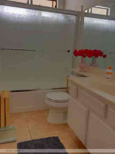 Private Bath one bedroom