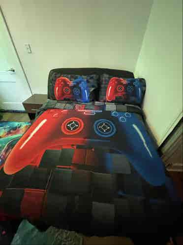 FULL FURNISHED ROOM & BIG SCREEN TV