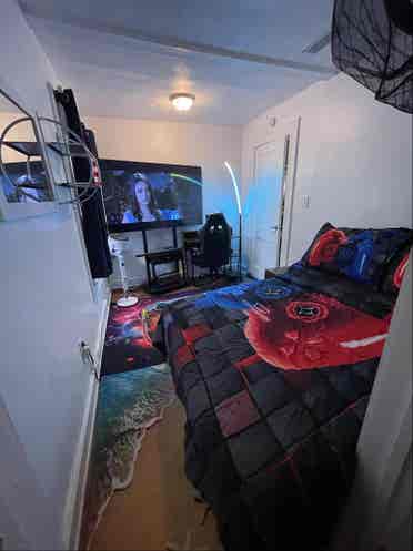 FULL FURNISHED ROOM & BIG SCREEN TV