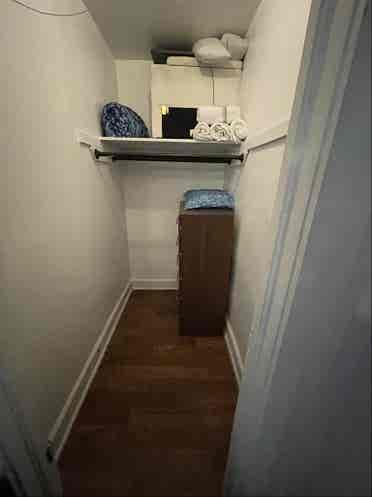 FULL FURNISHED ROOM & BIG SCREEN TV