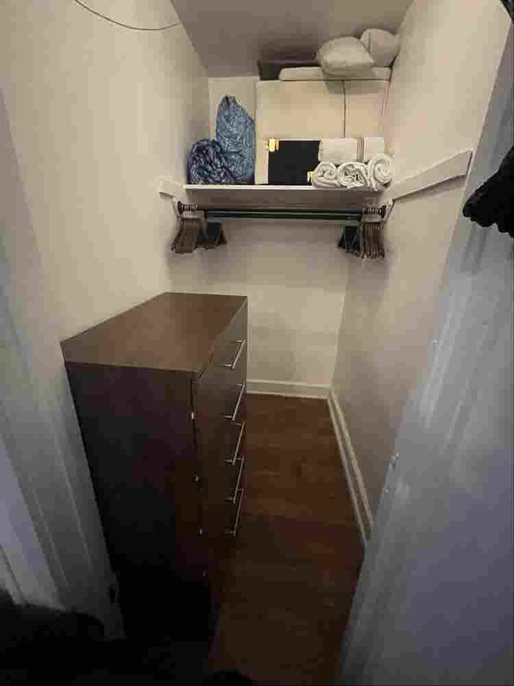 FULL FURNISHED ROOM & BIG SCREEN TV