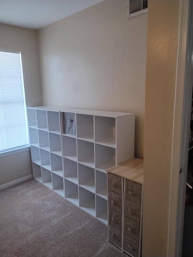 Room available now